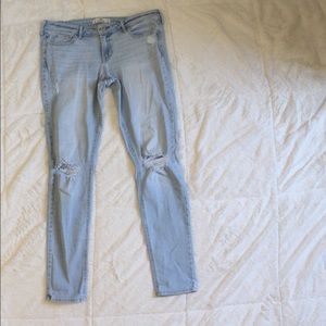 Light wash jeans